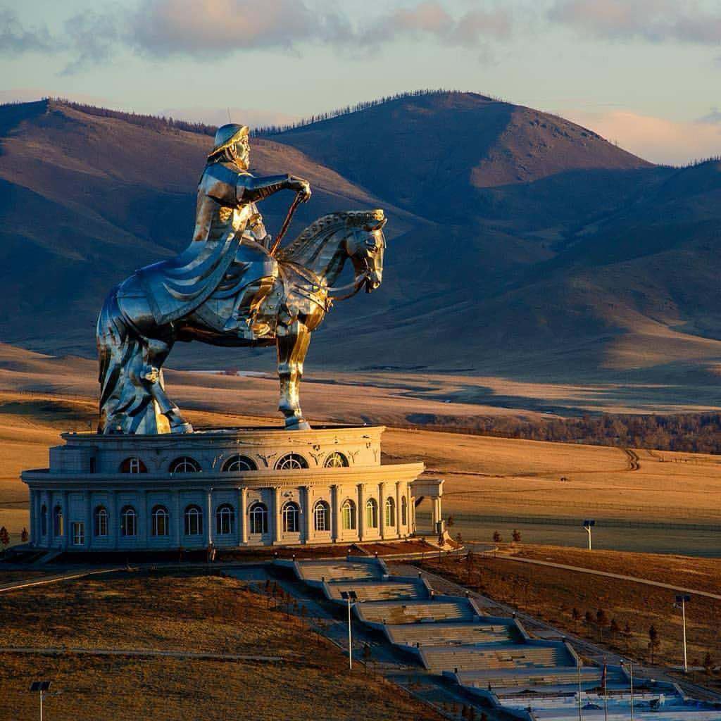MONGOLIAN HISTORICAL TOUR                                                                        